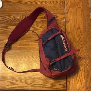 Patagonia Atom Sling Bag - Burgundy and Navy